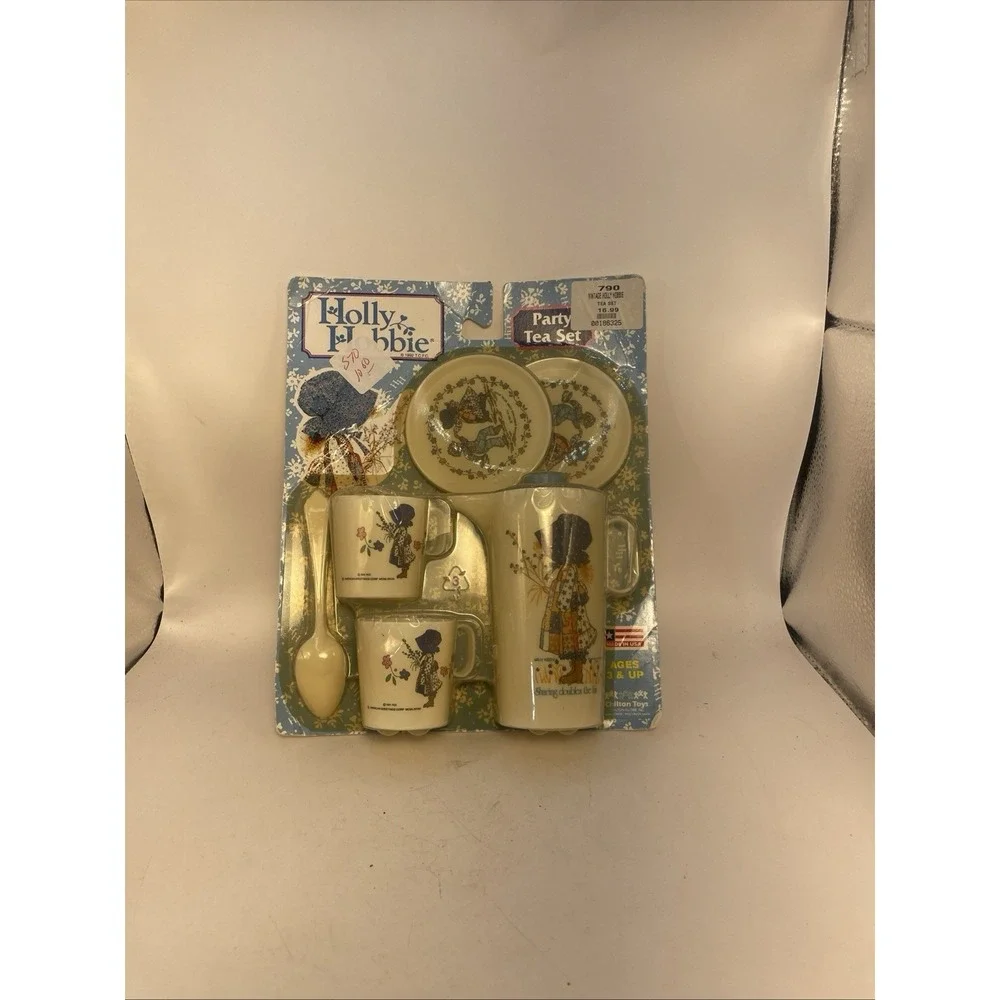 Vintage Holly Hobbie CHILTON - Play - Party Tea Set- 1984 American Greeting